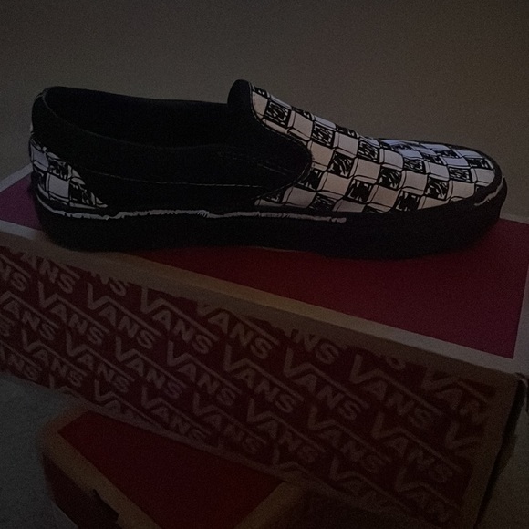 If you have any additional questions about these shoes just message me. - Picture 3 of 6